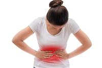 Giải thích nguyên nhân khiến bé 8 tuổi đau bụng dưới rốn